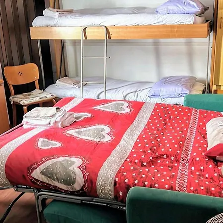 Giomein Sporting Red House 브루일서비니아