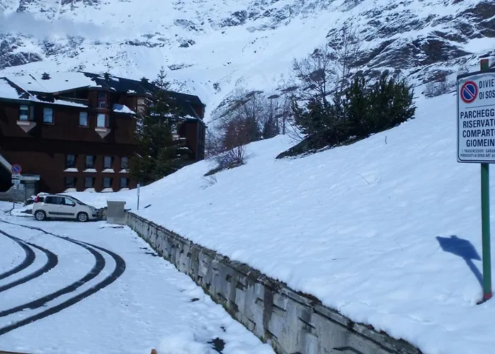 Apartament Giomein Sporting Red House Breuil-Cervinia