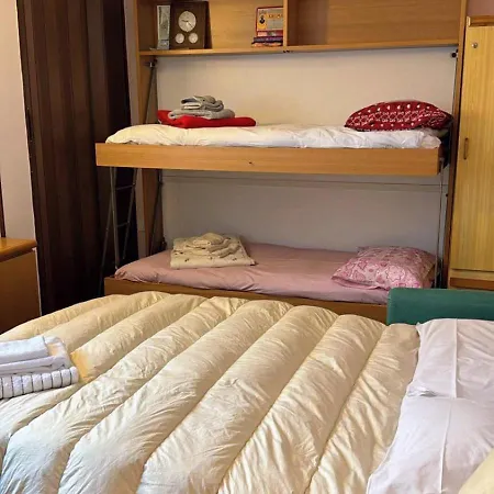 Giomein Sporting Red House