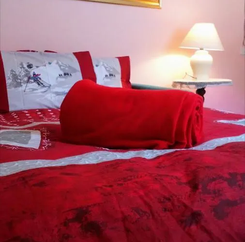 Giomein Sporting Red House Apartment Breuil-Cervinia