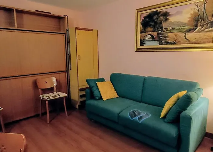 Apartment Giomein Sporting Red House *