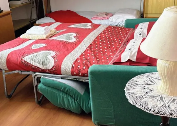 Giomein Sporting Red House Apartman